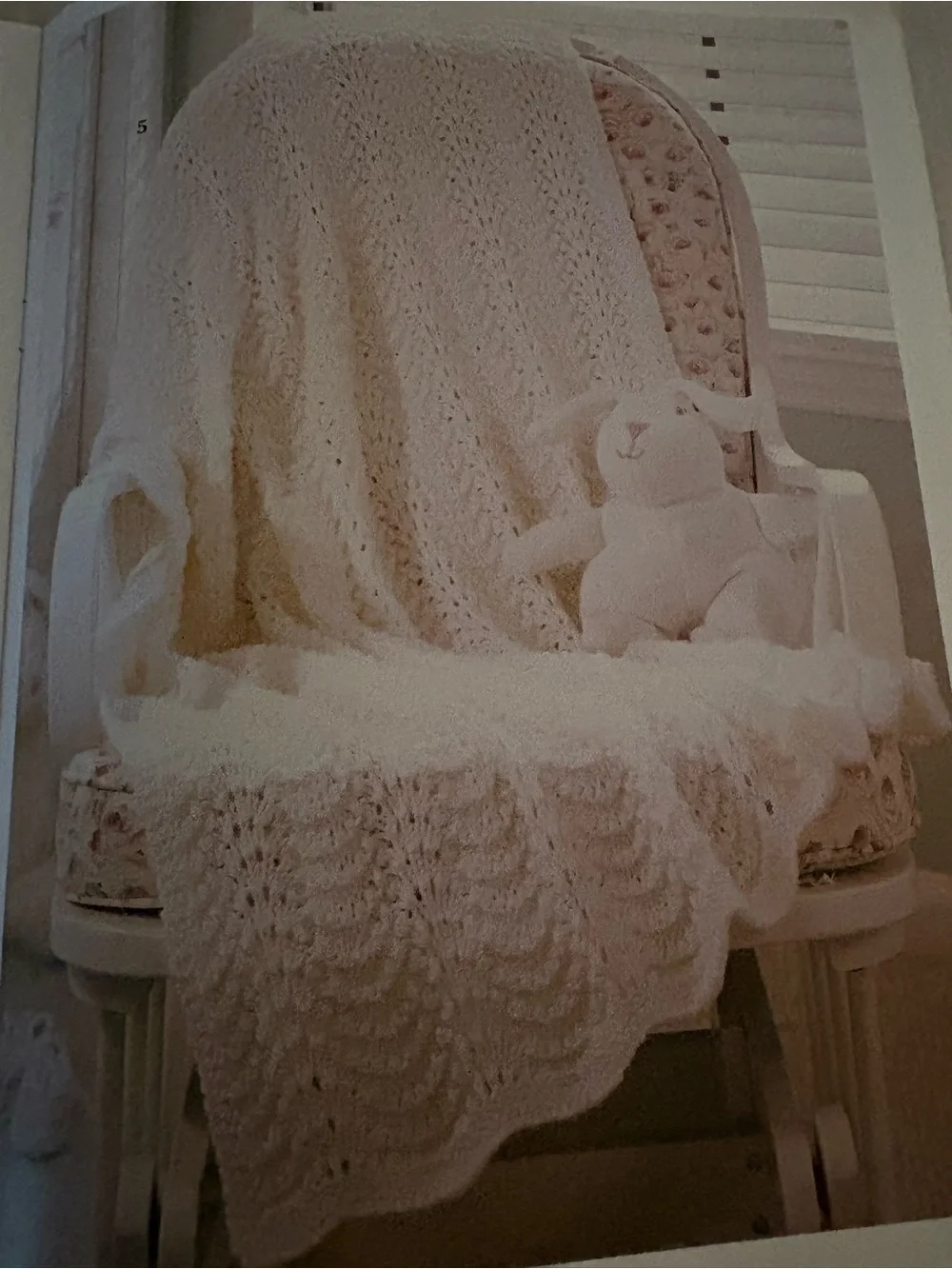 Baby Ripples to Knit Ivory Baby Afghan -